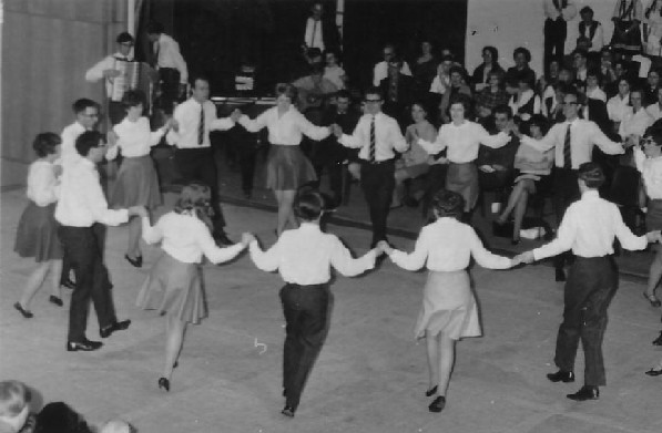 File:1966 Reading English Dancers.jpg