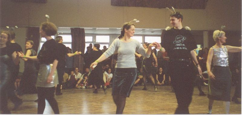 File:2001 Dance3.jpg