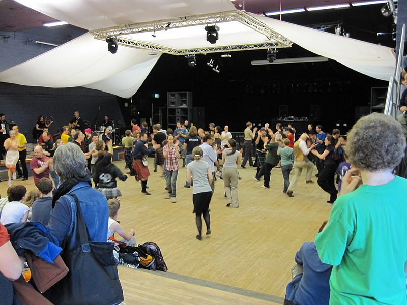 File:Display ceilidh 2010.jpg