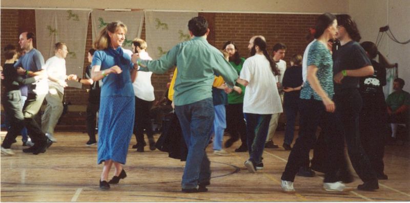File:2001 Dance1.jpg