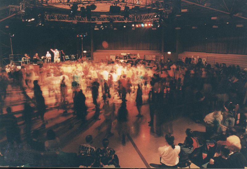 File:1998 1.jpg
